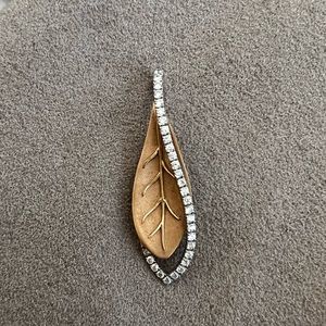Simon G custom rose gold and diamond leaf pendant
